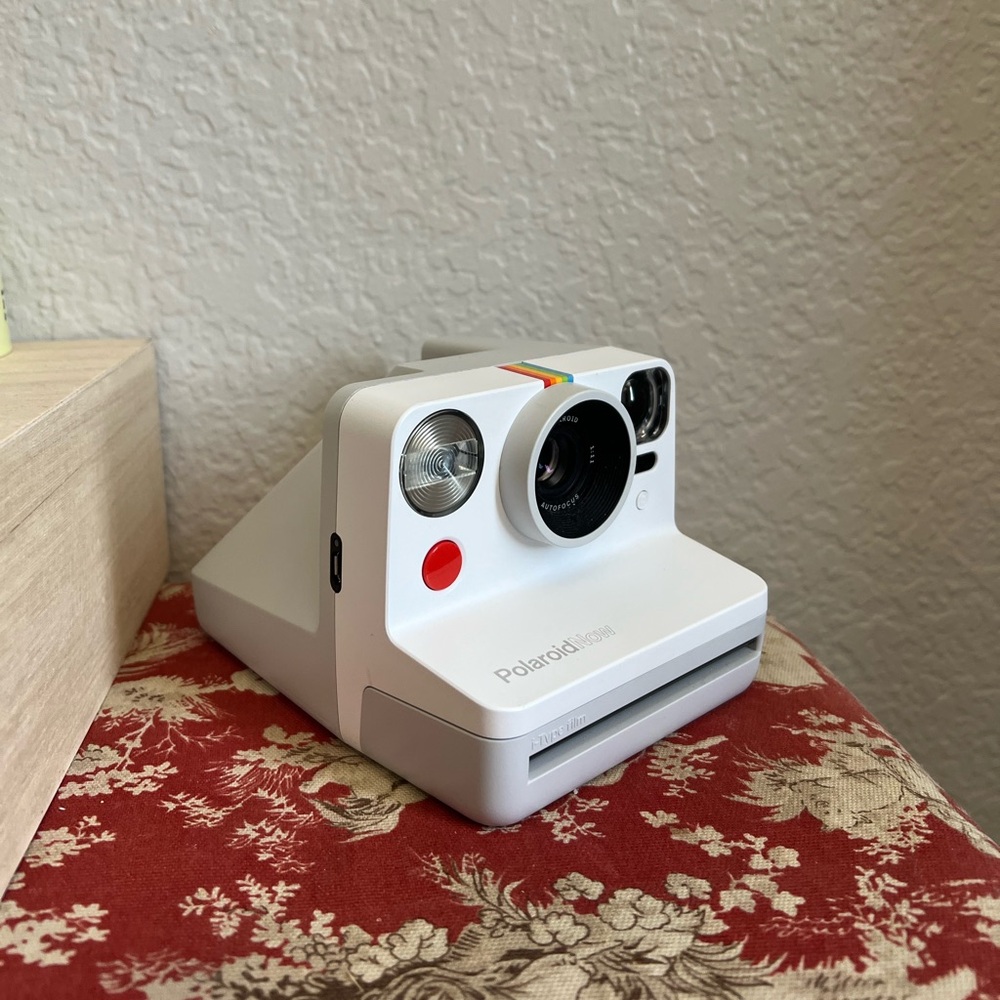 Gen 2 White Polaroid Camera